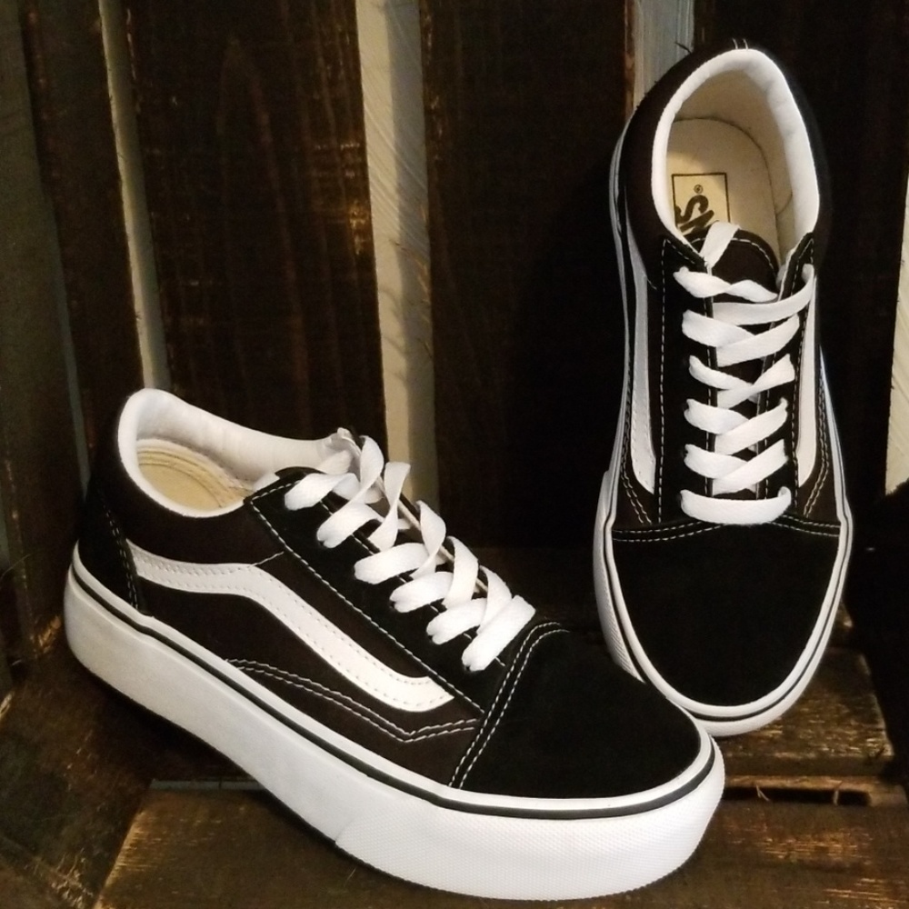 VANS Old Skool Platform Black & True White 2.5